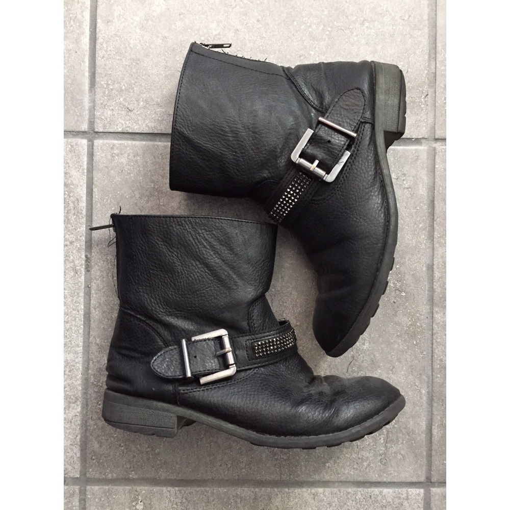Moto boots